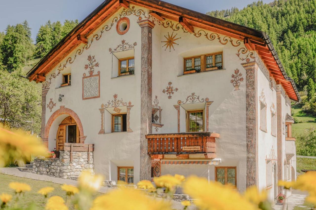 Appartamento Chasa Curtins Valchava Esterno foto