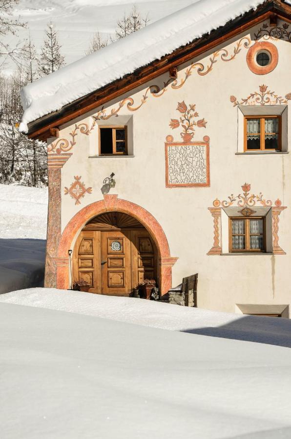 Appartamento Chasa Curtins Valchava Esterno foto